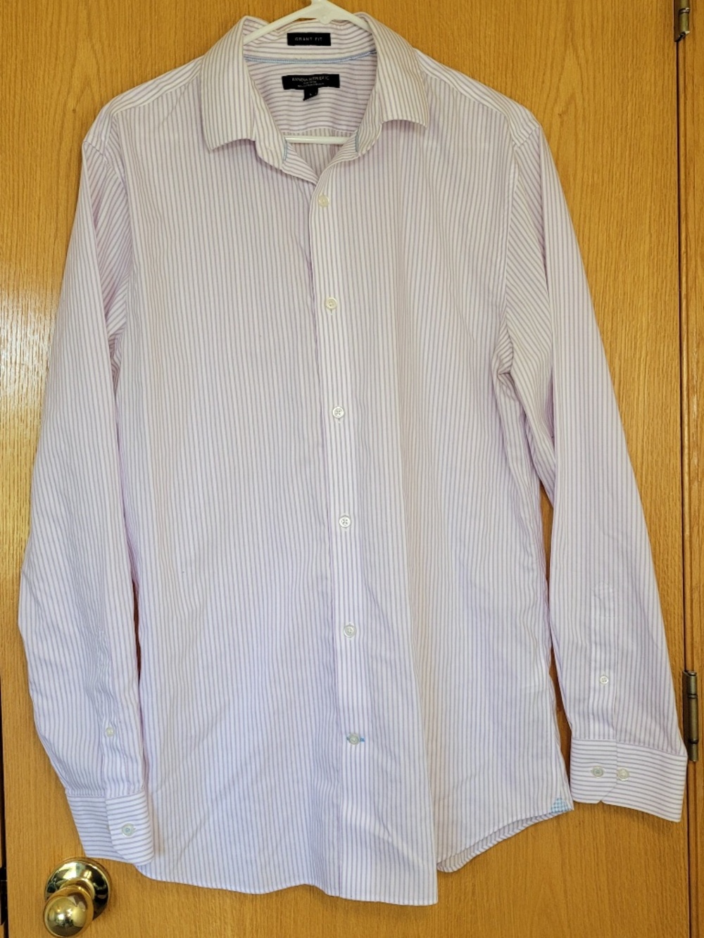 Banana Republic Grant Fit Non-Iron Purple Stripe Dress Shirt